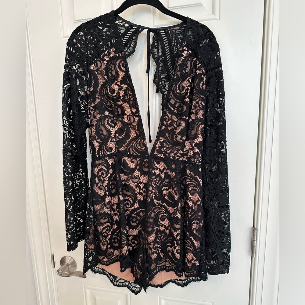 NEVER WORN, new with tags lace romper from Tobi